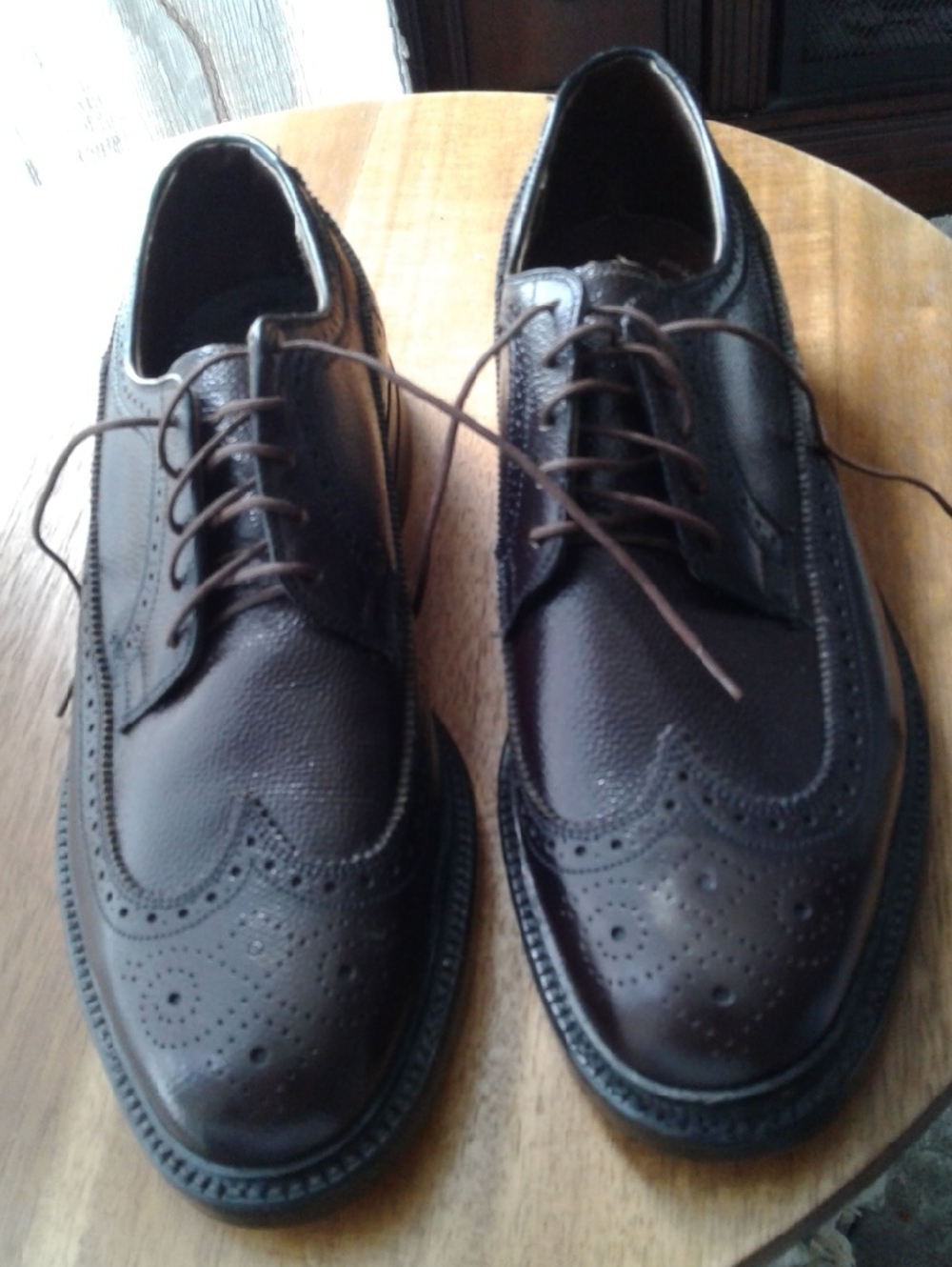 Men's Brown Leather Wingtip Derby Dress Shoes